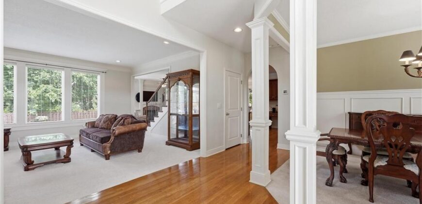 10816 N Mattox Court, Kansas City, MO 64154