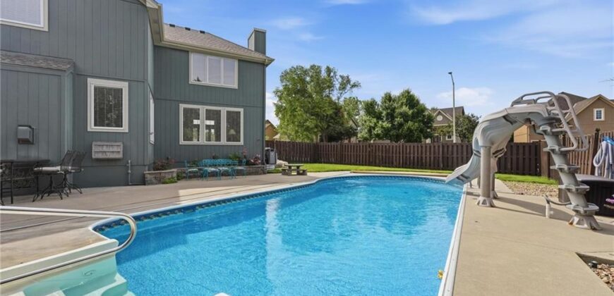 10816 N Mattox Court, Kansas City, MO 64154
