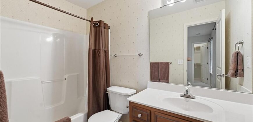 10816 N Mattox Court, Kansas City, MO 64154