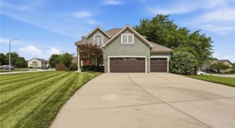 10816 N Mattox Court, Kansas City, MO 64154