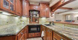 10816 N Mattox Court, Kansas City, MO 64154