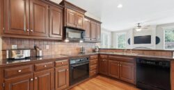 10816 N Mattox Court, Kansas City, MO 64154