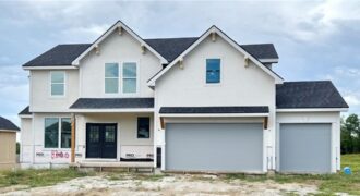 8300 NW 90th Street, Kansas City, MO 64153