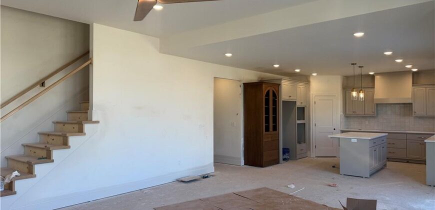 3024 NE 102nd Street, Kansas City, MO 64155