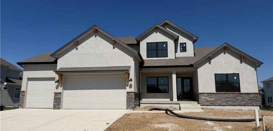 3024 NE 102nd Street, Kansas City, MO 64155