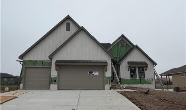 2335 Foxtail Drive, Kearney, MO 64060