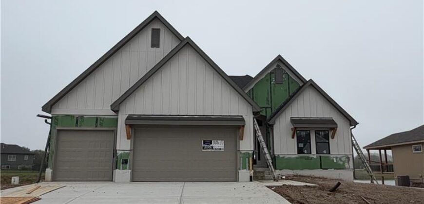 2335 Foxtail Drive, Kearney, MO 64060