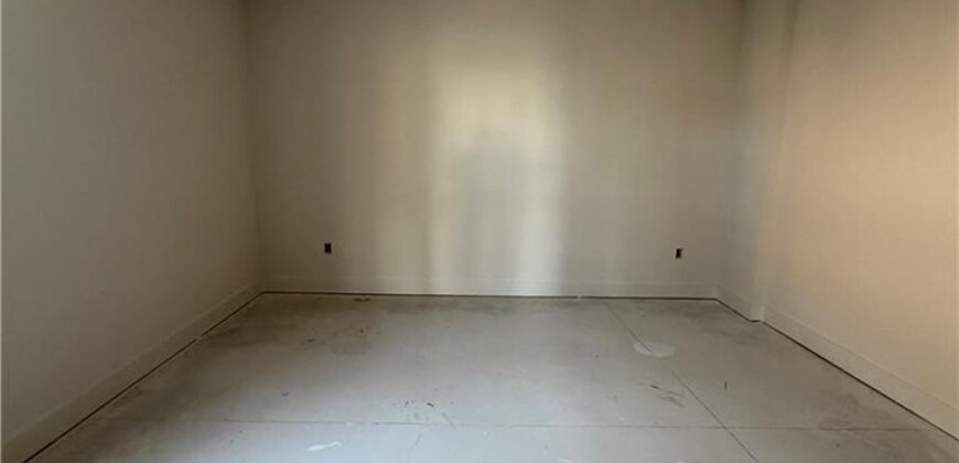 2335 Foxtail Drive, Kearney, MO 64060