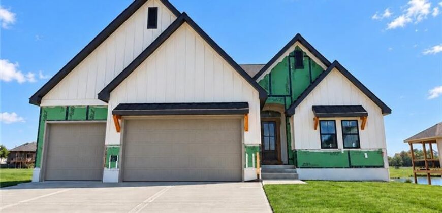 2335 Foxtail Drive, Kearney, MO 64060