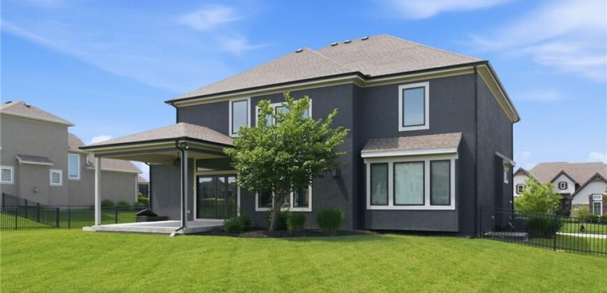 3211 NE 102nd Terrace, Kansas City, MO 64155