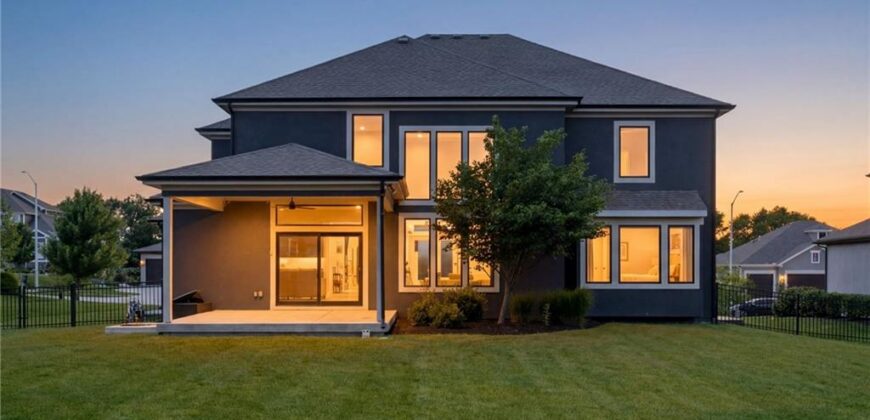 3211 NE 102nd Terrace, Kansas City, MO 64155
