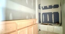 8304 NW 90th Street, Kansas City, MO 64153
