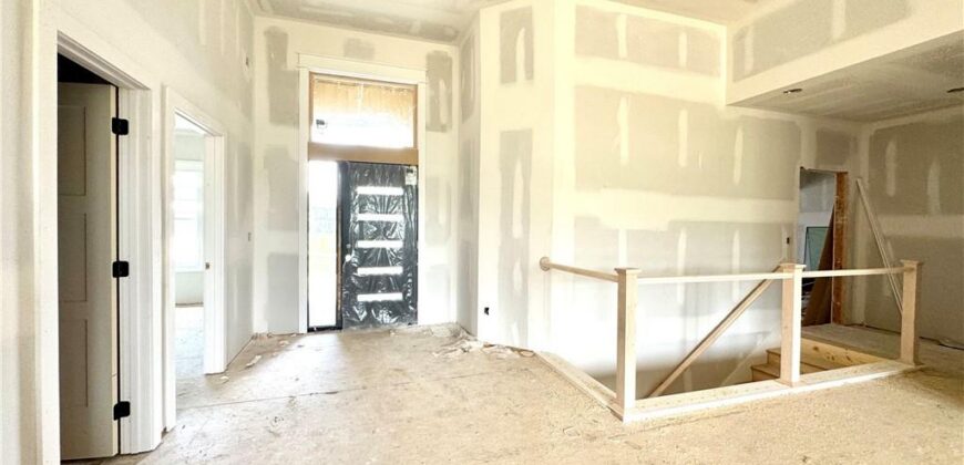 8304 NW 90th Street, Kansas City, MO 64153