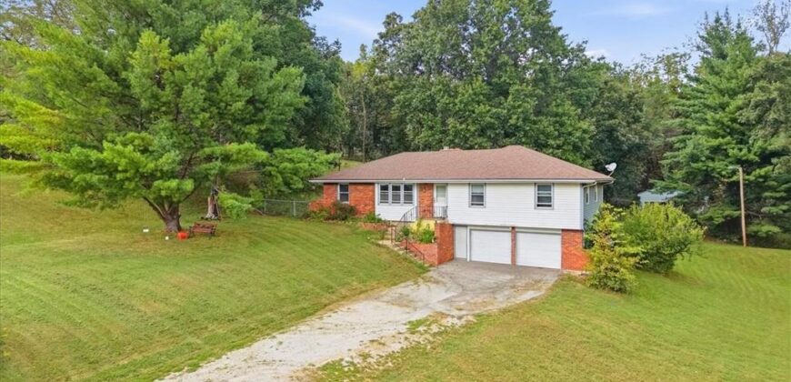 13608 Raliegh Lane, Holt, MO 64048