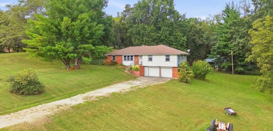 13608 Raliegh Lane, Holt, MO 64048