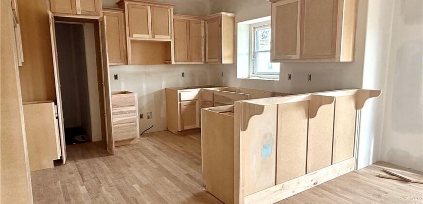 10149 N Brighton Avenue, Kansas City, MO 64156