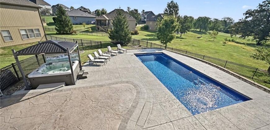 17595 N Alder Court, Platte City, MO 64079