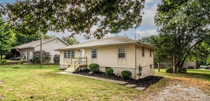 439 E Whittier Street, Kansas City, MO 64119