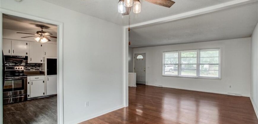 439 E Whittier Street, Kansas City, MO 64119