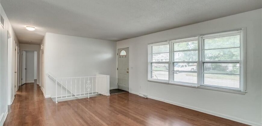 439 E Whittier Street, Kansas City, MO 64119