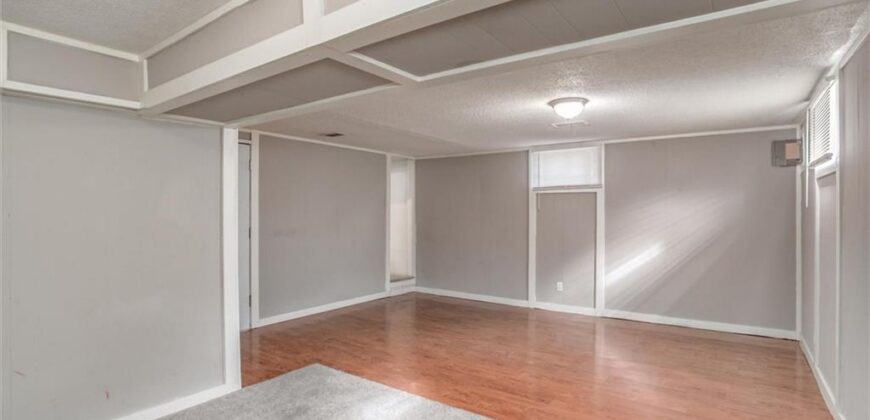 439 E Whittier Street, Kansas City, MO 64119