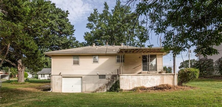 439 E Whittier Street, Kansas City, MO 64119