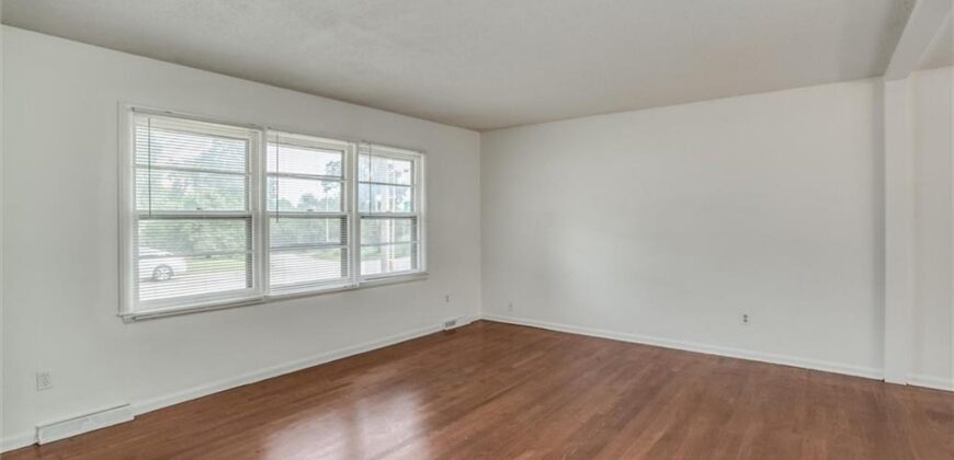 439 E Whittier Street, Kansas City, MO 64119