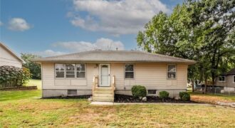 439 E Whittier Street, Kansas City, MO 64119