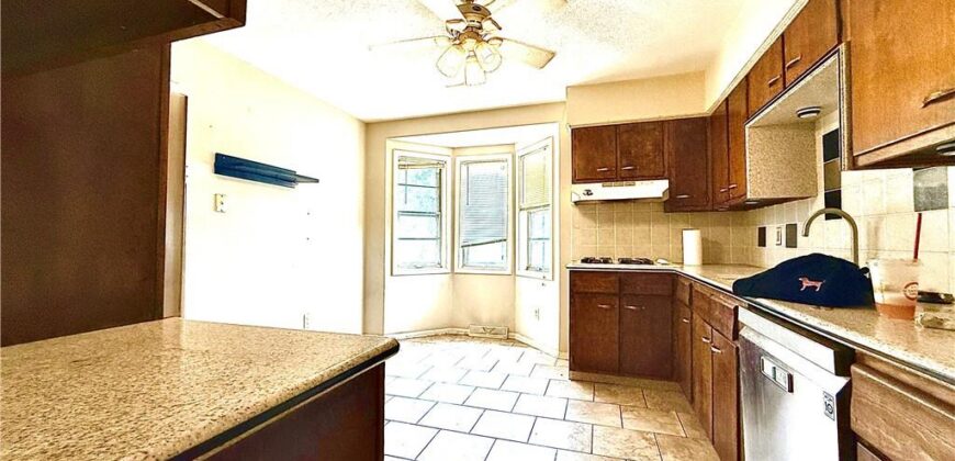 5001 NE 57TH Terrace, Kansas City, MO 64119