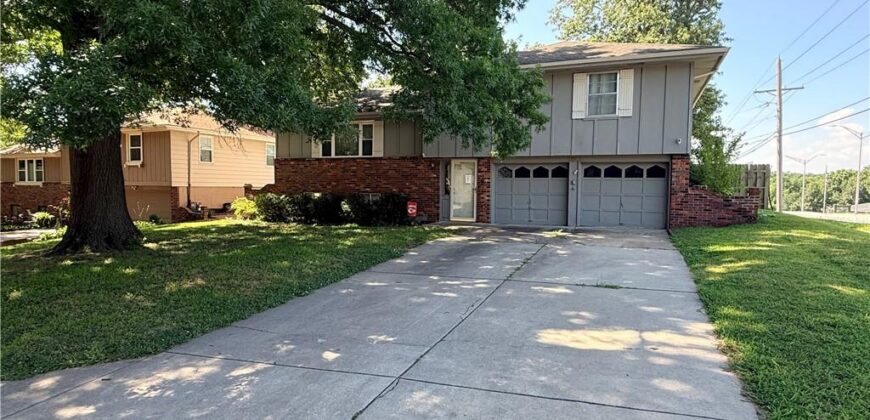 5001 NE 57TH Terrace, Kansas City, MO 64119