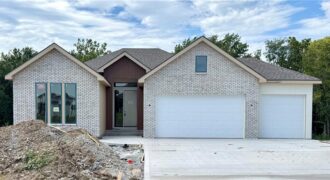 9004 N Everton Avenue, Kansas City, MO 64153