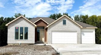 9004 N Everton Avenue, Kansas City, MO 64153