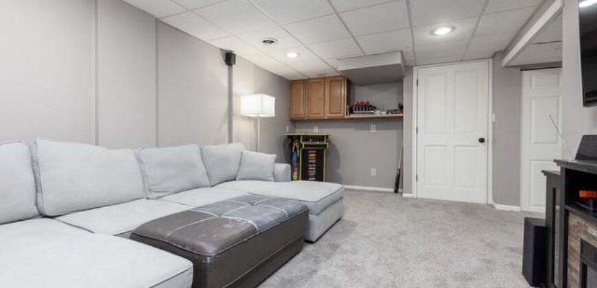 5720 N Belton Avenue, Kansas City, MO 64151