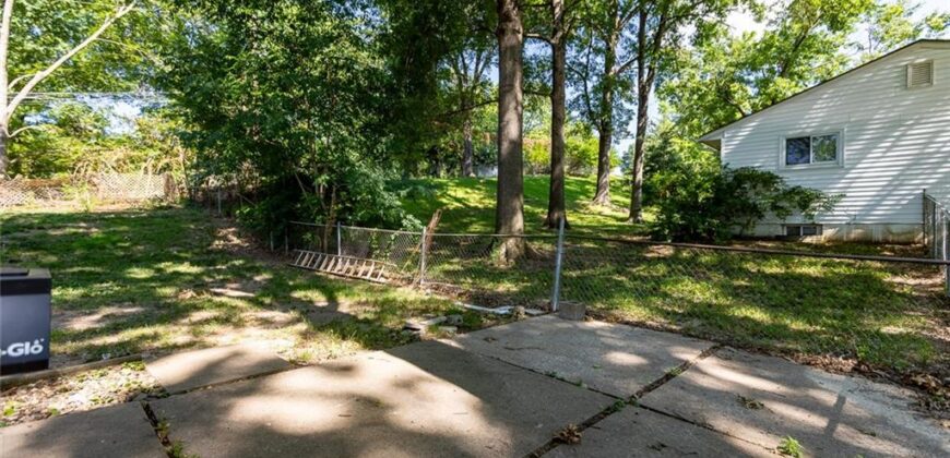 5720 N Belton Avenue, Kansas City, MO 64151