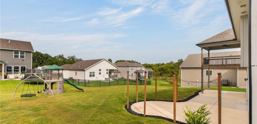 2152 Hay Market Court, Liberty, MO 64068