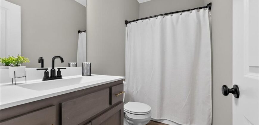 2152 Hay Market Court, Liberty, MO 64068