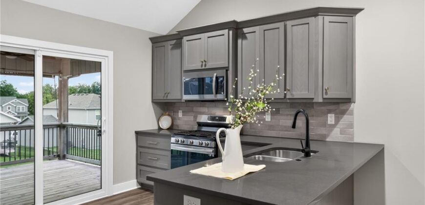 2152 Hay Market Court, Liberty, MO 64068