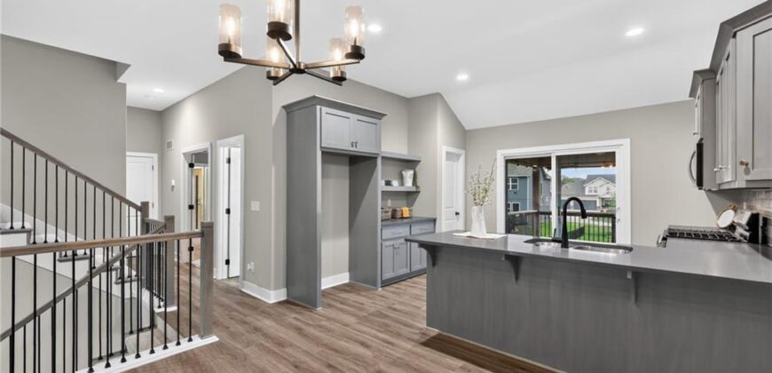 2152 Hay Market Court, Liberty, MO 64068