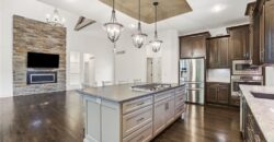 6119 Southlake Drive, Parkville, MO 64152