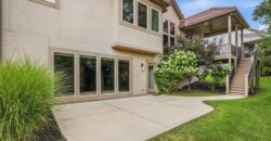 6119 Southlake Drive, Parkville, MO 64152