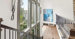 6119 Southlake Drive, Parkville, MO 64152