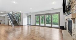 6119 Southlake Drive, Parkville, MO 64152