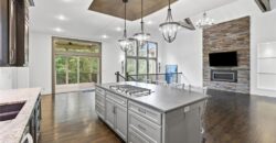 6119 Southlake Drive, Parkville, MO 64152