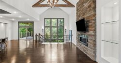 6119 Southlake Drive, Parkville, MO 64152