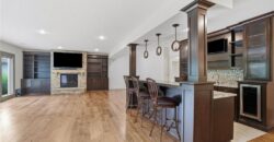 6119 Southlake Drive, Parkville, MO 64152