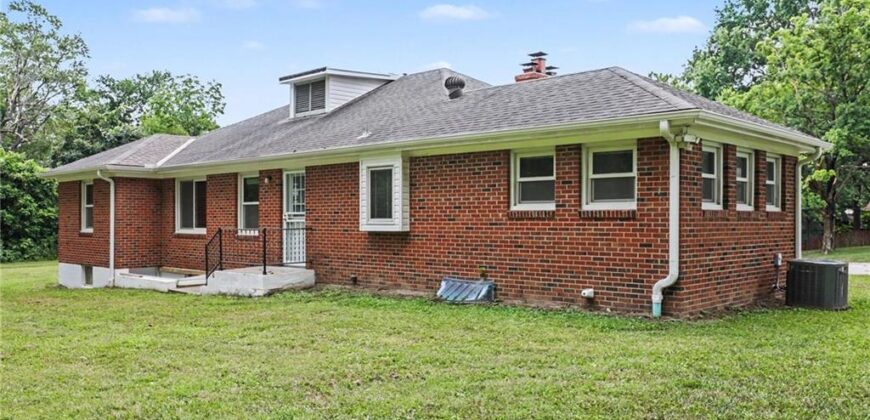 506 W Mississippi Street, Liberty, MO 64068