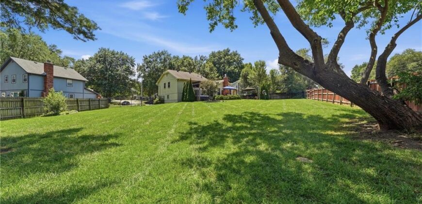 842 York Place, Liberty, MO 64068