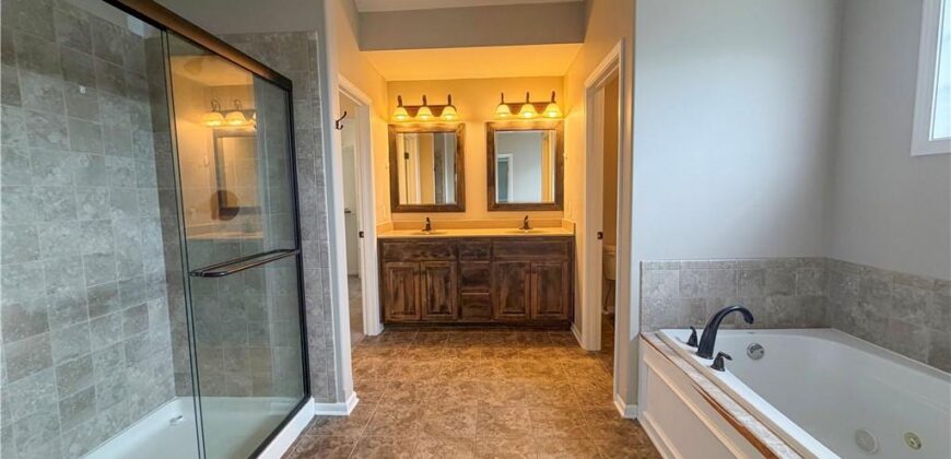 9307 NE 97th Terrace, Kansas City, MO 64157