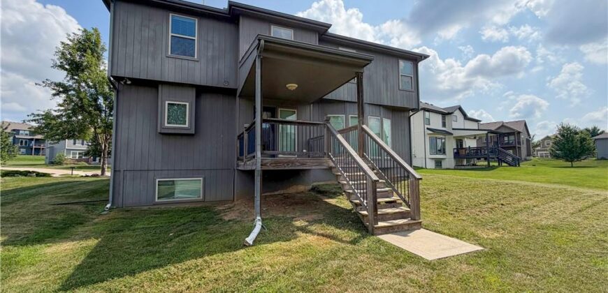 9307 NE 97th Terrace, Kansas City, MO 64157