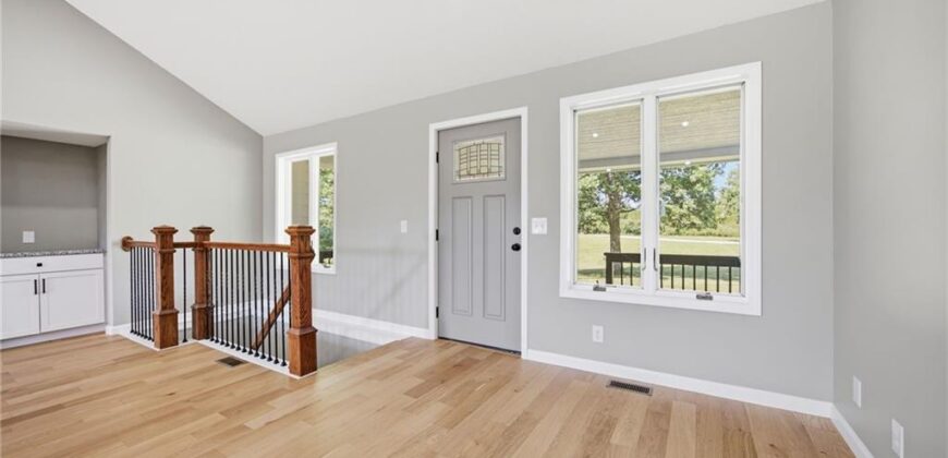 17409 Baxter Road, Lawson, MO 64062